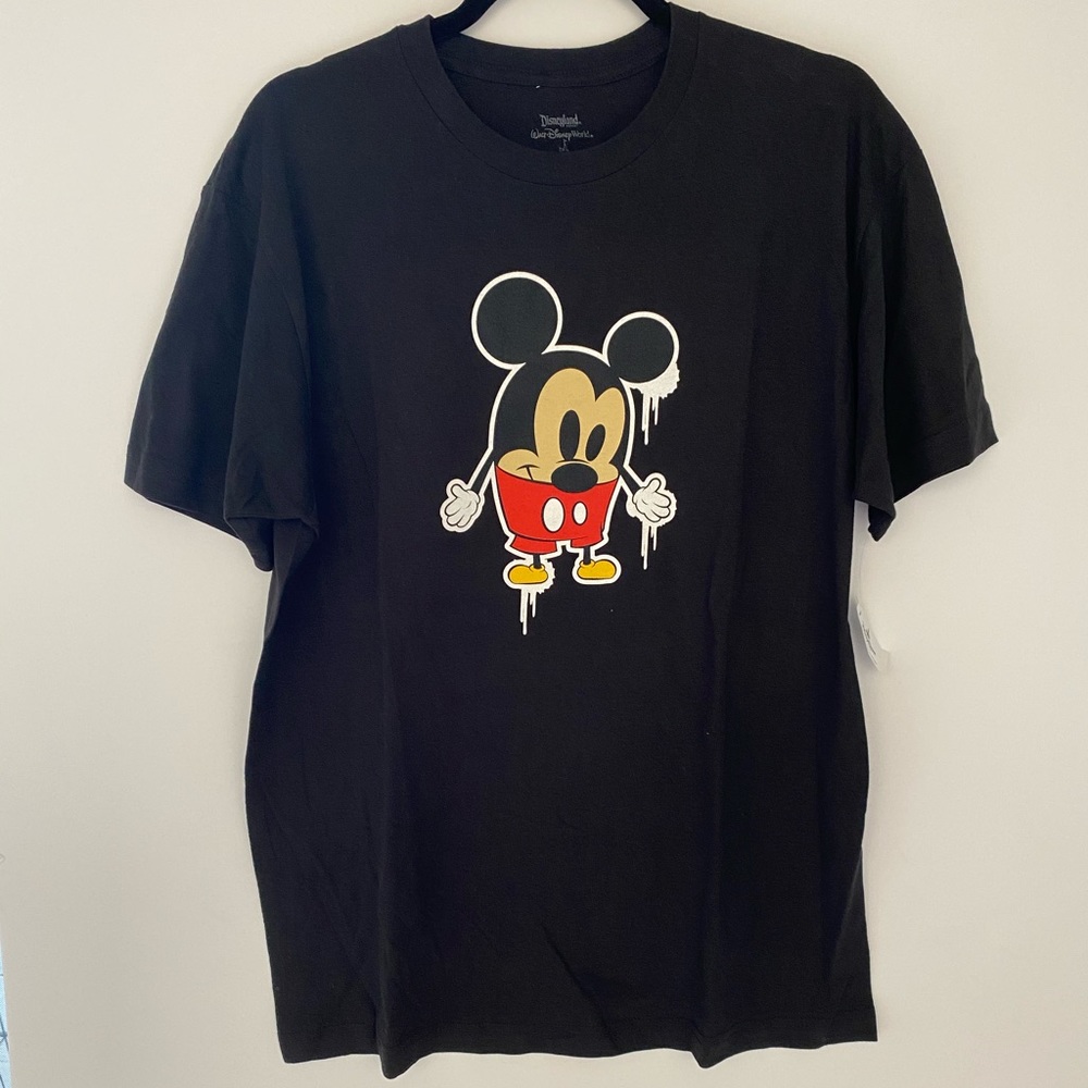 Rare/Sold Out Disney Men’s T Shirt